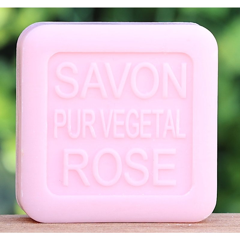 Blikje zeep met poezen op het dak