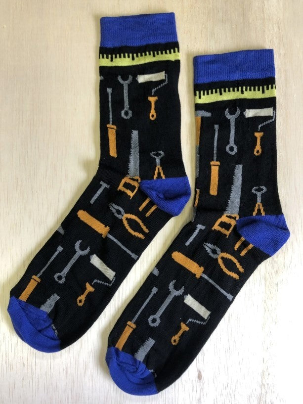 Sok, sokken, gereedschap, hamer, beitel, boren, boormachine, boor, zaag, zagen, verven, spatel, meetlint, knijptang, tang, roller, verfroller, verjaardag
