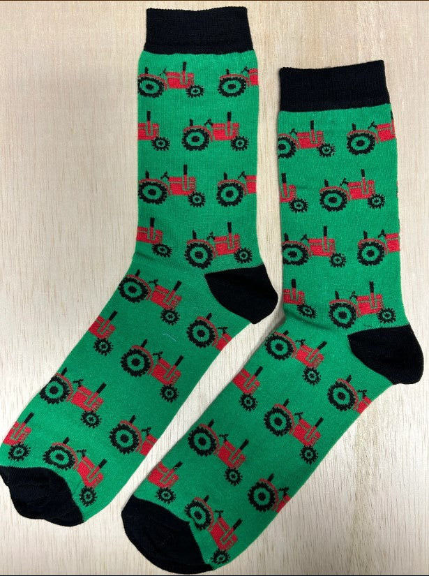 Trekker, tractor, John Deere, JohnDeere, Fendt, boerderij, boerderijvervoer, agrarisch, transport, Sokken, sok, vee, landbouwwerktuig, landbouw, werktuig, maaien, landleven, weiland, koeien