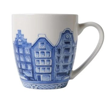 Beker, mok, pand, huis, grachtenpand, grachtenpanden, huizen, herenhuizen, Amsterdam, Utrecht, koffiemok, koffiebeker, koffie, thee, drankje, Holland, Delfts blauw, Heinen Delfts Blauw, Heinen, Van Heinen, Delft, blauwwit, drinken, koffie, thee, servies, Delftsblauw