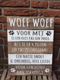 Houten tekstbord WOEF, kwispelende staart, natte snoet, hond, woef, blaffen, blaf, dog, dogs, honden, huisdier, snuit, kwispelen, staart, 4 poten, tekstbord, hond uitlaten, hondje